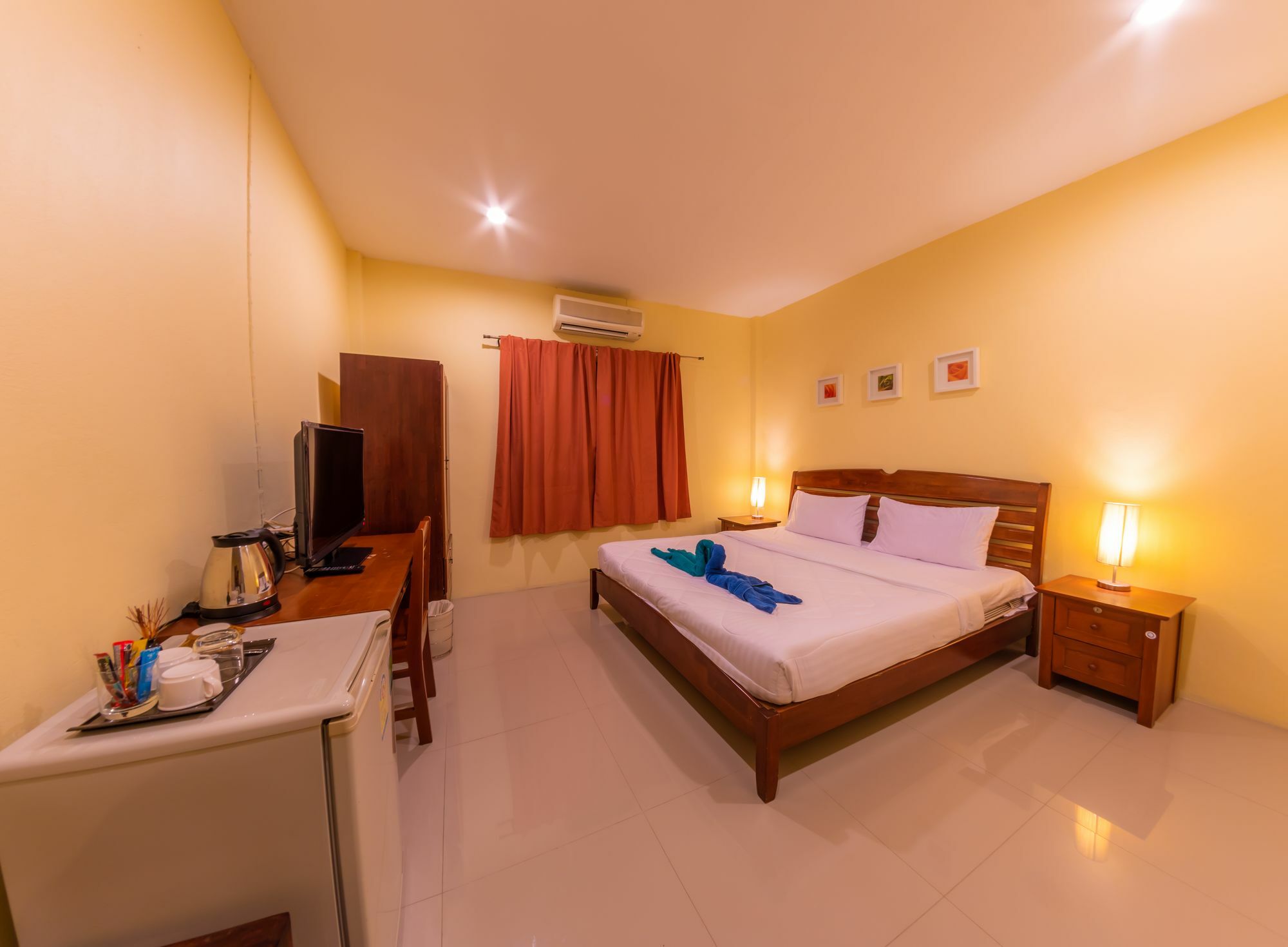 Enrico Hostel Patong Εξωτερικό φωτογραφία